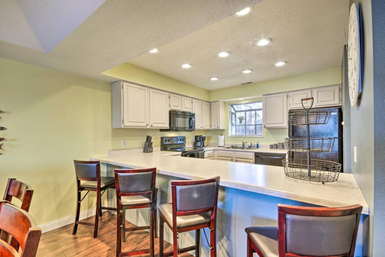 Lakefront Ozarks Condo By Golf And Restaurants! المظهر الخارجي الصورة